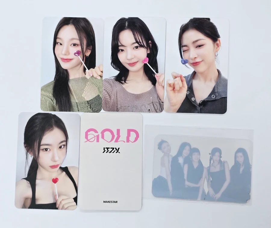 ✨ ITZY GOLD makestar pobs + clear pc ©️ hallyusuperstore