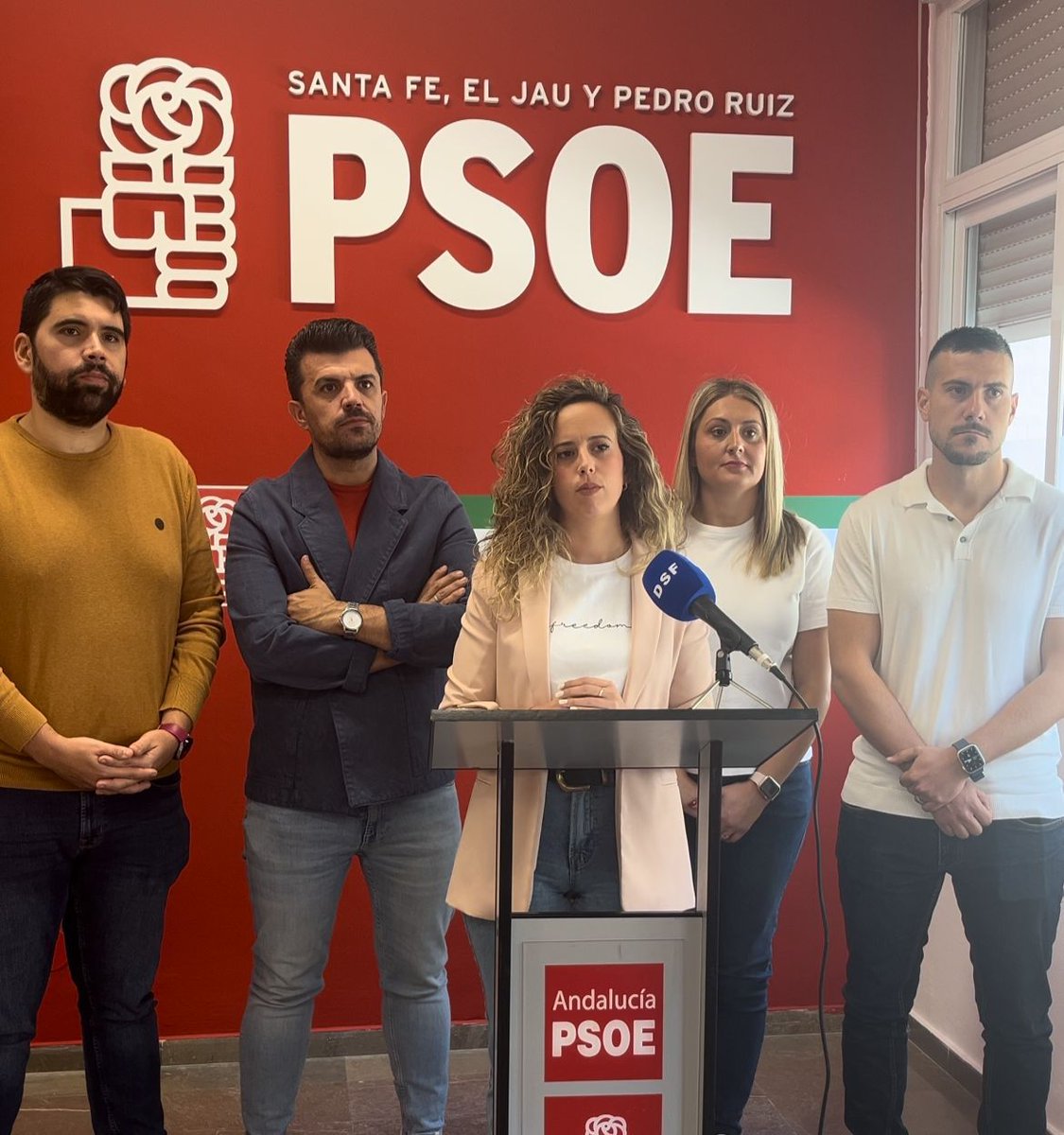 🔴<a href="/PSOE_SantaFe/">PSOE Santa Fe, El Jau y Pedro Ruiz</a> rechaza el presupuesto para 2025 de PP y VOX por NO reflejar las necesidades del municipio, pese a la subida masiva de tasas e impuestos

🗣️<a href="/Patricia_CF_/">Patricia Carrasco Flores</a>  censura que reduzca partidas  para seguridad ciudadana y mantenimiento de la ciudad 

psoe-granada.com/el-psoe-de-san…