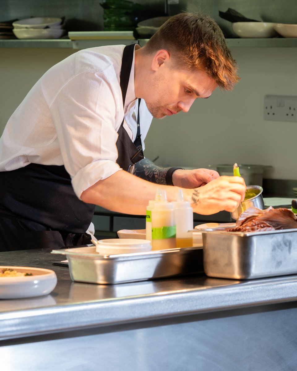 Come along to the <a href="/Living_North/">Living North</a> Christmas Fair at Newcastle Racecourse tomorrow and watch our Food Director Greg Lambert demonstrate how to cook some of SIX's dishes in your own home. He's on stage at 1pm, don't miss it!
loom.ly/31iVLMc