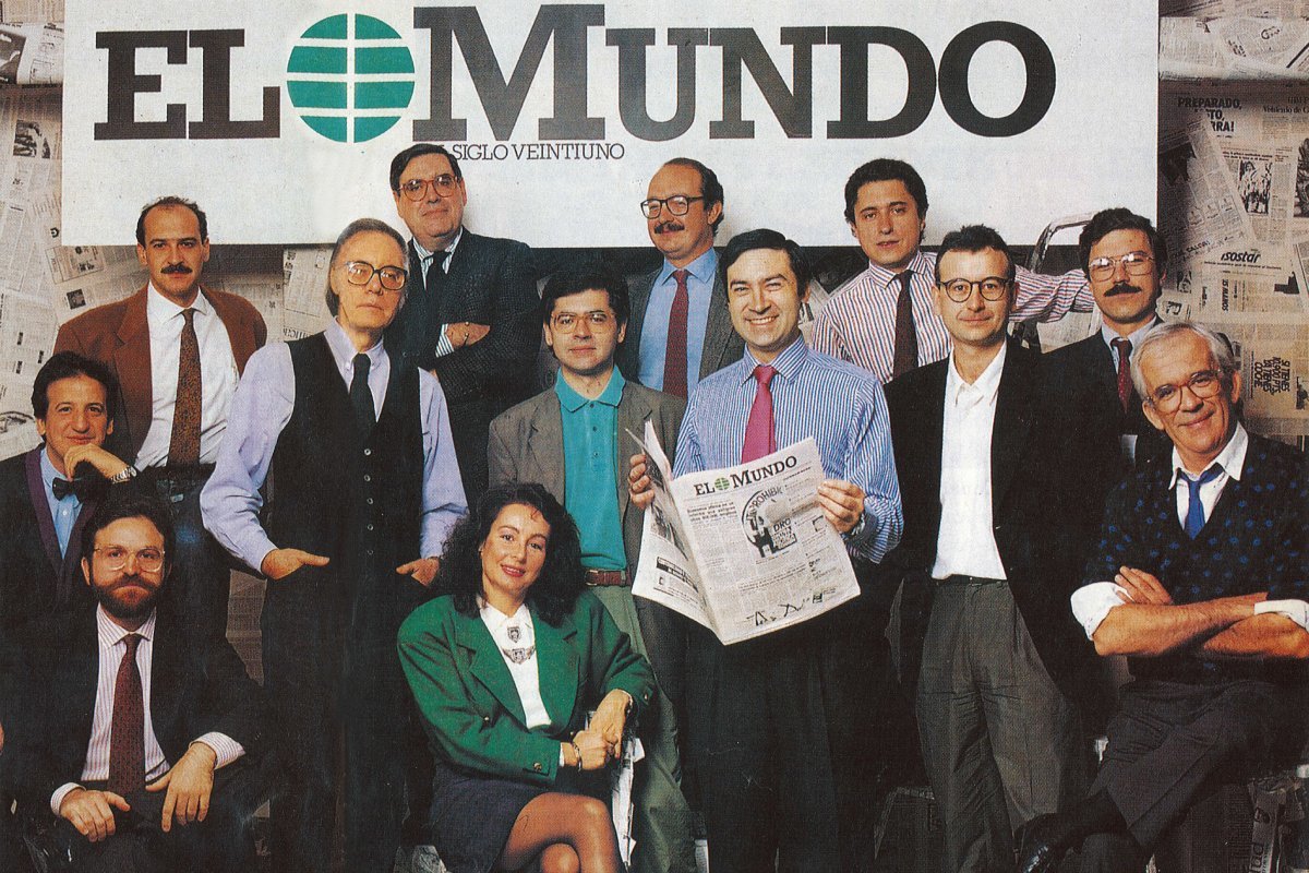 Me siento tremendamente orgulloso de haber trabajado en <a href="/elmundoes/">EL MUNDO</a> durante 15 maravillosos años y de seguir haciéndolo con <a href="/pedroj_ramirez/">Pedro J. Ramírez</a>, creador de todo.

Enhorabuena <a href="/JqManso/">Joaquín Manso</a> <a href="/vicenruiz/">Vicente Ruiz</a> y a todos los compañeros de la casa. A por 35 más.