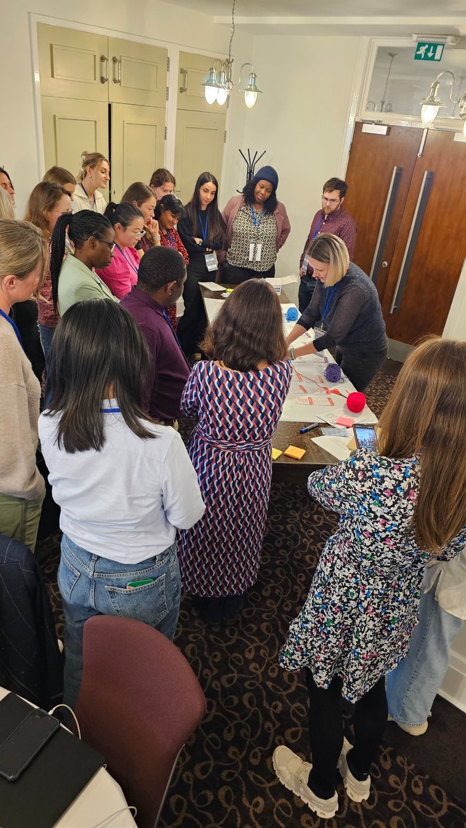 Dr Tracey Duncombe tweet media