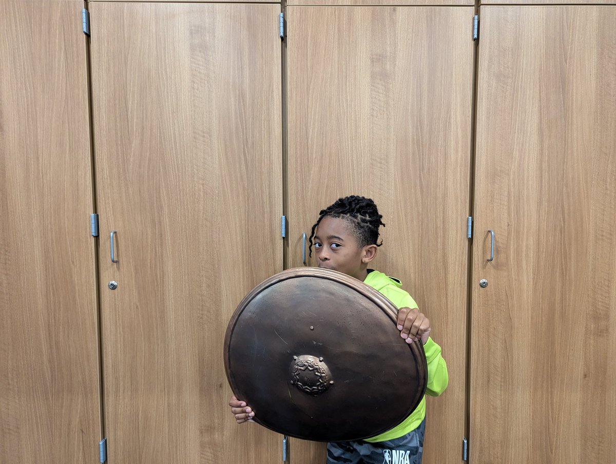 Mrs. Caslow tweet media