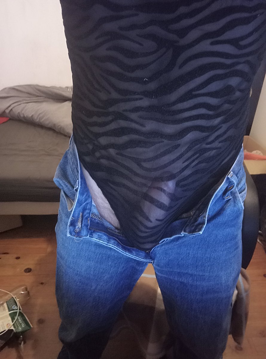 ScorpionErotik's tweet photo. Bonsoir les z'amours 😘 #NGOT @leloungesexy @Body_Art_be_fr @SensualGram @lafrancecoquine @OrgasmicGroup @amatrices_fr @selfiespixy443 @CamaSutrax @lesseinsdumonde @virtuass @FrancaisesSexy @hotmodelsOMG https://t.co/S7gn2JbMw8