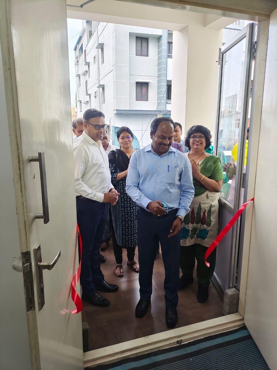 GstSalem's tweet photo. The Salem II Division Office which was erstwhile functioning at HQRS office building has been now shifted to new office situated at No 15, II Floor, Rajaram Nagar,Salem 636 007 . The new office premises was inaugurated by Shri. Sidlingappa Teli , IRS., Commissioner on 23/10/2024 Wednesday in the presence of ADCs,ACs and other officers…