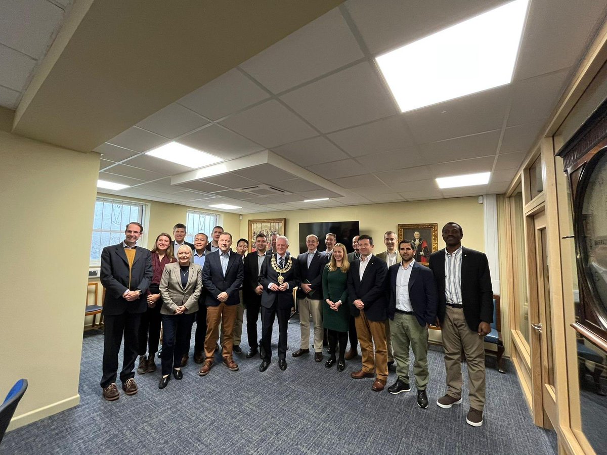 Sir George Norton tweet media