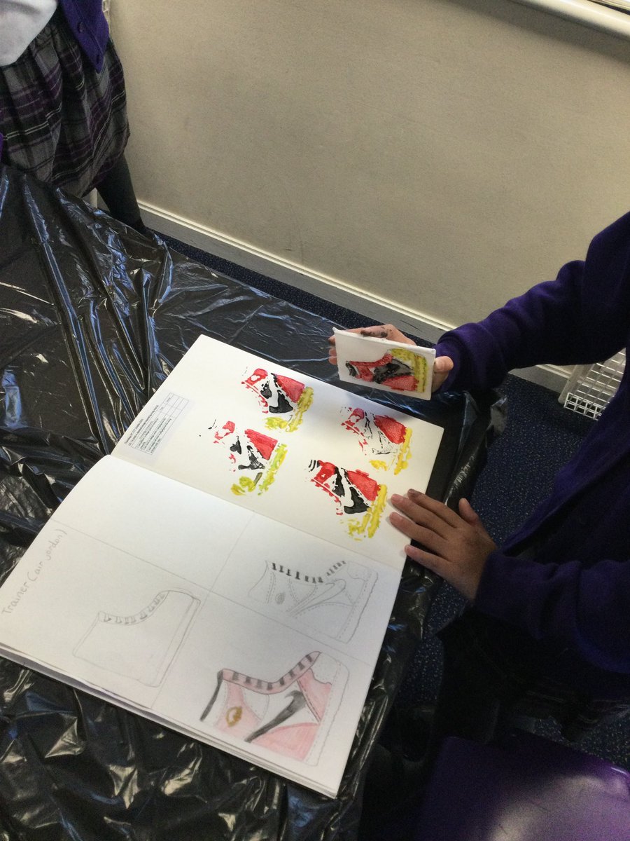 olive_bolton's tweet photo. Y5 complete their screen prints in the style of #AndyWarhol #WeAreStar #Artists #Inspired #Ambition #ArtGallery #Respect #Art #Printing #Skills #Techniques #Creativity #Appreciation #Reflection #PeerFeedback https://t.co/pEG0qmXhVA