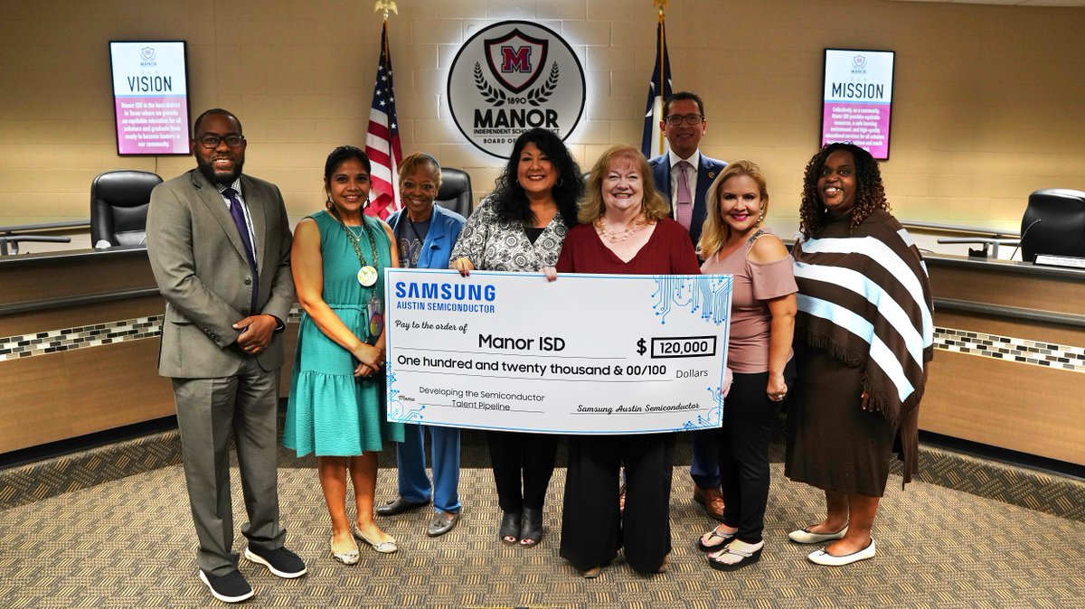 SamsungAustin's tweet photo. This week, we presented @taylorducks &amp; @ManorISD with our investment for 2024. The educational partnerships we have with these two districts are paramount to providing quality education and programs to inspire all youth to be the best they can be.  #WorkforceDevelopment https://t.co/9tjYxvHOk4