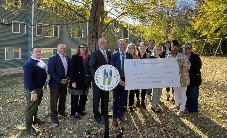 HUDMidwest's tweet photo. HUD highlights a $3.84M award to Vista Village in Saint Paul, MN under the Green &amp; Resilient Retrofit Program! This investment will boost energy efficiency, climate resilience, &amp; quality of life for residents. 🌍🔋 #GreenHousing #ClimateResilience #HUD #Justice40 #GRRP #SaintPaul https://t.co/hTeJrNG9eQ