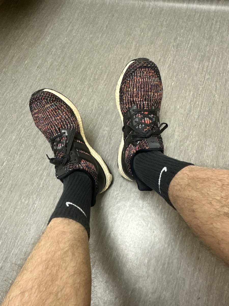 I always forget how fucking weak these ultra boosts get you fucks 🤣🤑