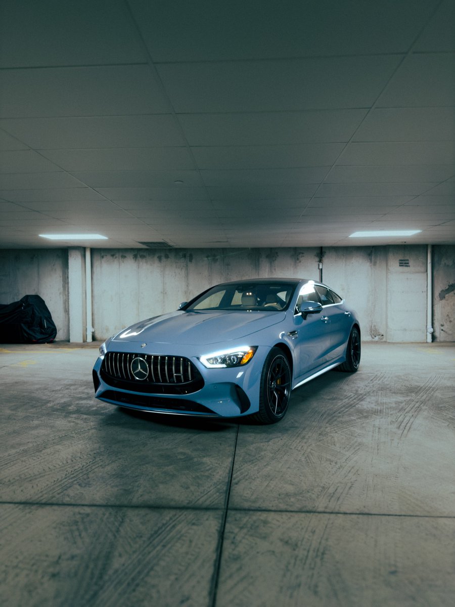 TheStudio's tweet image. More iPhone 16 Pro photo samples from our team. One of these photos is a RAW photo edited in Lightroom mobile. Two are edited with Apple's photographic styles.