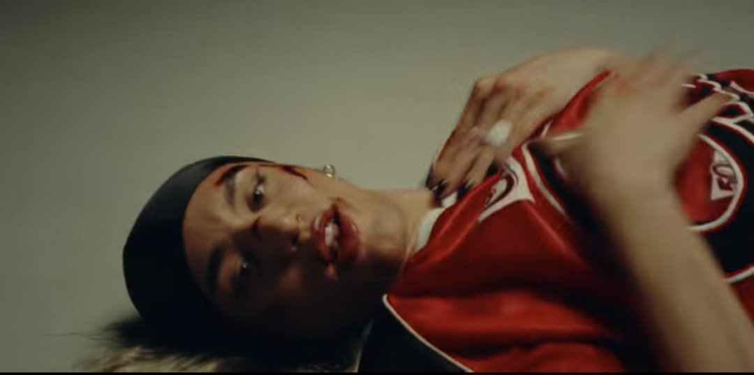 HntEmeline's tweet image. Ces faces cards 🫠🫠 #DjebrilSlatni #PRIVILÈGES