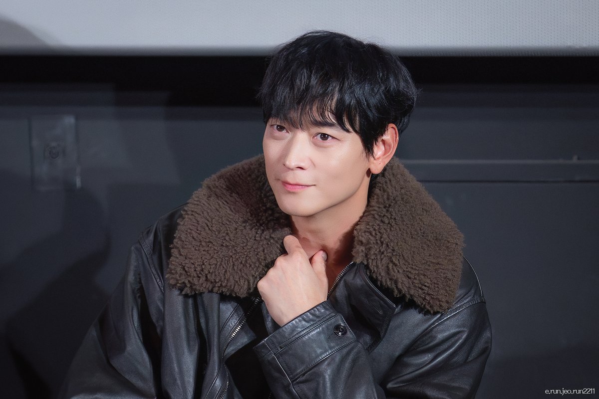 24.10.23 전,란 GV in CGV 용산아이파크몰

#강동원

#넷플릭스 #전란 #GV