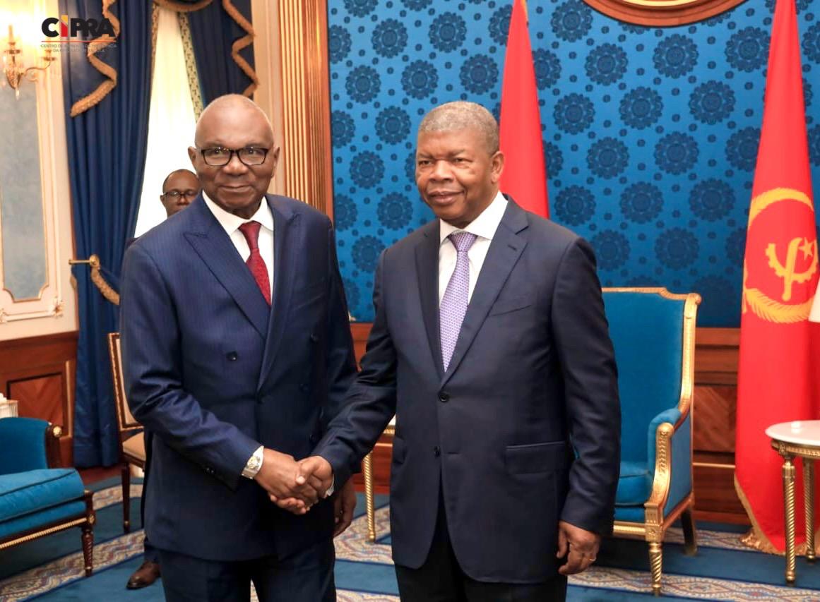 ForumIGEAfrique's tweet photo. Le Président de la République d’Angola SEM João Manuel Gonçalves Lourenço a reçu en audience une délégation du FIGE présente à #Luanda à l’occasion de la 9ème Assemblée générale et du 11eme colloque international du #FIGE. https://t.co/ygVp3kFXSV