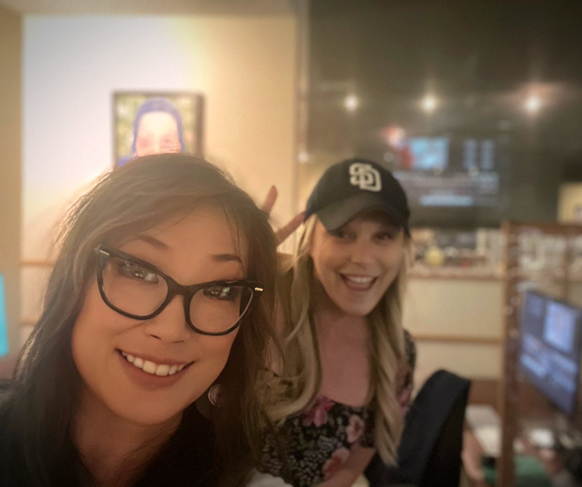 ElaineLeung4's tweet photo. Looking fwd to class tonite @cmcm_tv💥
Learning #Davinci🕹️…Aside from editing iPhone videos, I have not done video editing since I learned ages ago via the analog way!😮 And Instructor Justin is a #BECA grad @SFSU Class of 2019!🎓 #GoGators!🐊
#CMCM #CMCMtv #DavinciResolve https://t.co/JJQxap8Cja