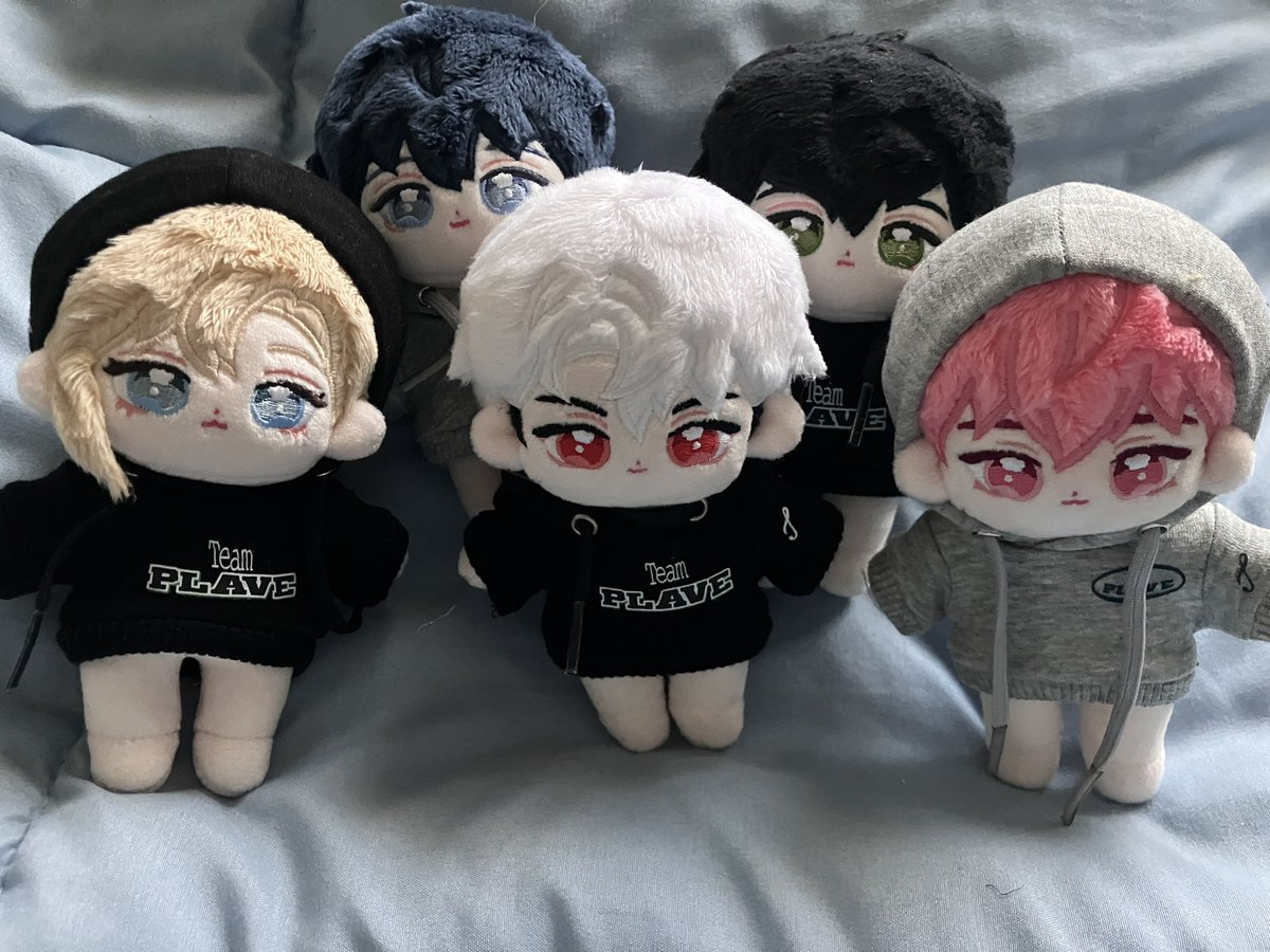 Plavekiri's tweet photo. Hoodies received! ty mari~~
They so cuuute. @plavemari @InkerbellGO https://t.co/i3zclH15KA