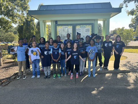 SeaIsleSeahawks's tweet photo. It’s Grizzlies Spirit Day on The Island! It’s also Game Day! #GoGrizz #901 💙💛 @memgrizz @GrizzCommunity #GrizzWeek https://t.co/QuodBw7Bil