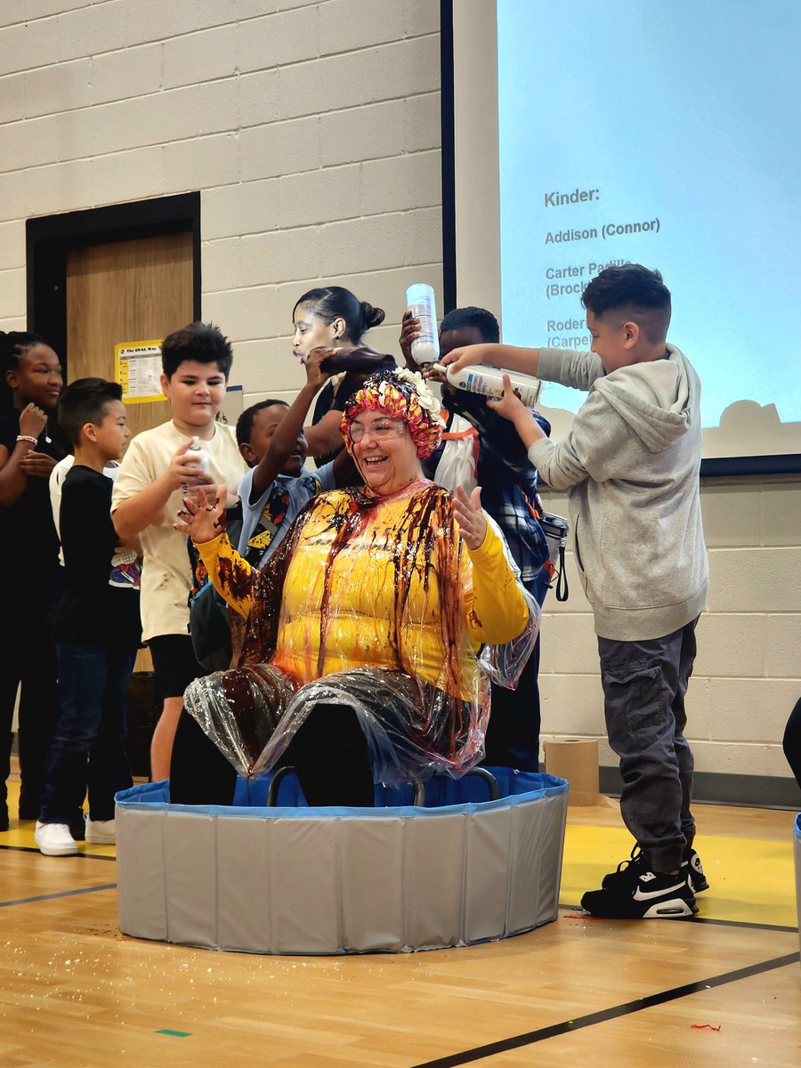 Mrs.Tyndall tweet media