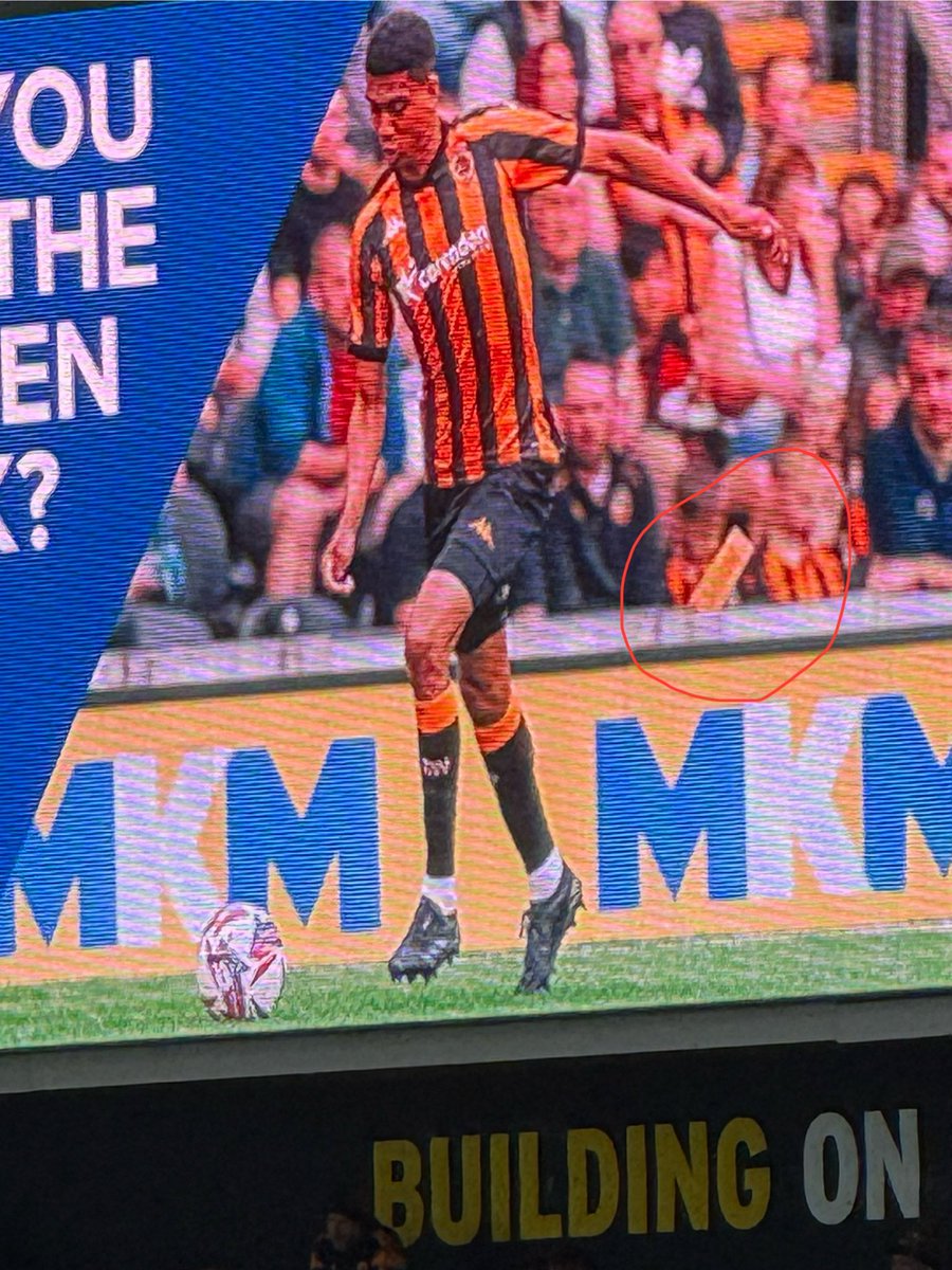 Found it #goldenbrick <a href="/HullCity/">Hull City</a> <a href="/mkmbs/">MKM Building Supplies</a>