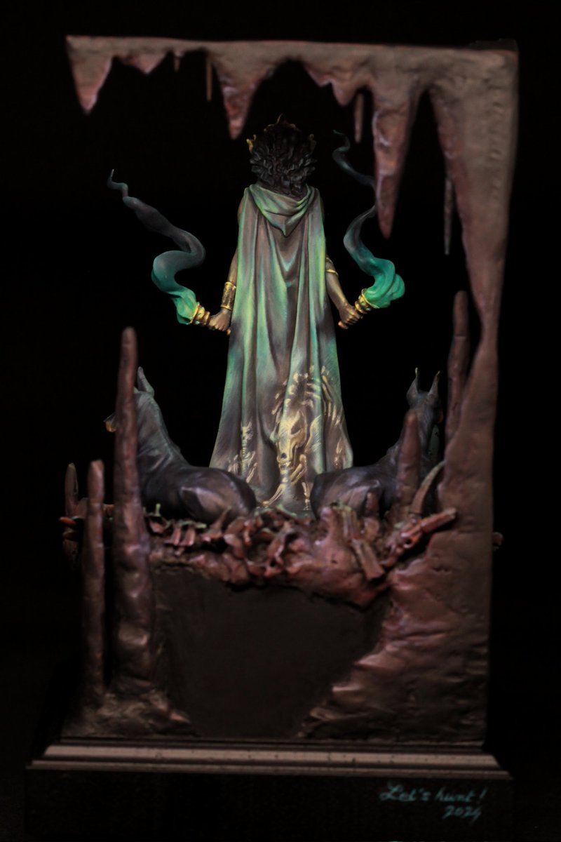Graphigaut's tweet image. Hi there !
Here my version of this wonderful figure by Mindwork Studios.
This blind chaman is getting out of her cave with her pets to hunt because there is nothing more alive after last meal....
So, LET&apos;S HUNT ! 😈
New project from same brand is coming... 👀