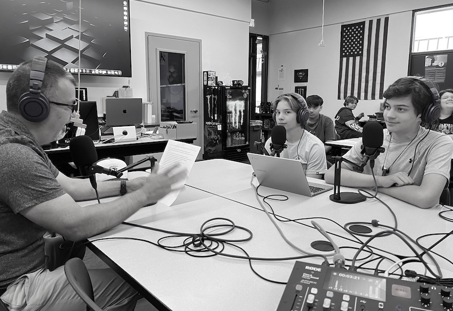 KA19_SMS tweet media