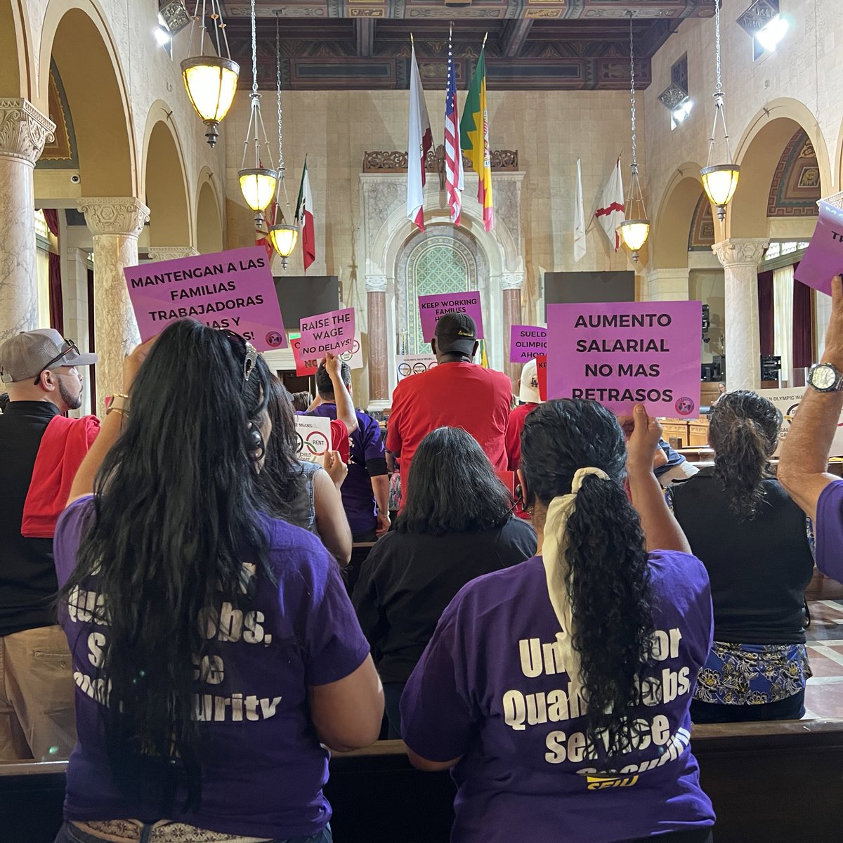 ¡Somos trabajadores y somos esenciales!
Fighting to modernize the living wage and improve our healthcare. It’s time the city of LA put workers of color ahead of profits. 
No more delays! Olympic wage NOW!
#RaiseTheWage