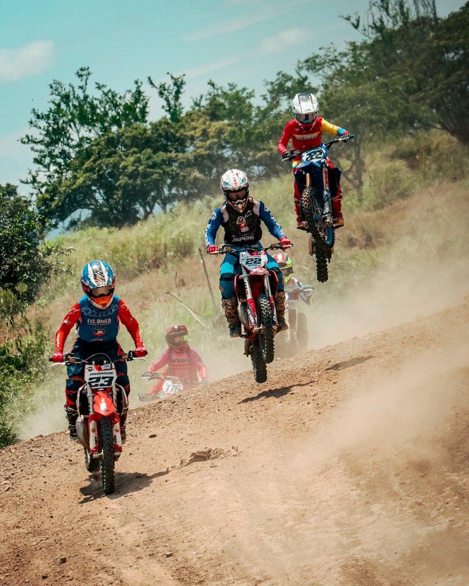 En Colombia se vivieron, el Campeonato Latinoamericano Femenino de Motocross WMX y el Campeonato Latinoamericano de Motocross Junior 85cc y 125cc.

Con el apoyo de <a href="/Alcaldiaibague/">Alcaldía de Ibagué</a> <a href="/imdribague/">Imdri</a> 
<a href="/MinDeporteCol/">Ministerio del Deporte</a>
