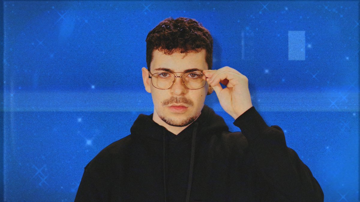 Lo que hacen Vik Faded y La Karma en esta colaboración llamada "BOBBA" te llenará los oídos de hyper pop y guitarras cargadas de mucha energía. Además el video es una increíble referencia a "Habbo hotel", un juego que existió allá por los 2000s 👉 tinyurl.com/29c5dxuf