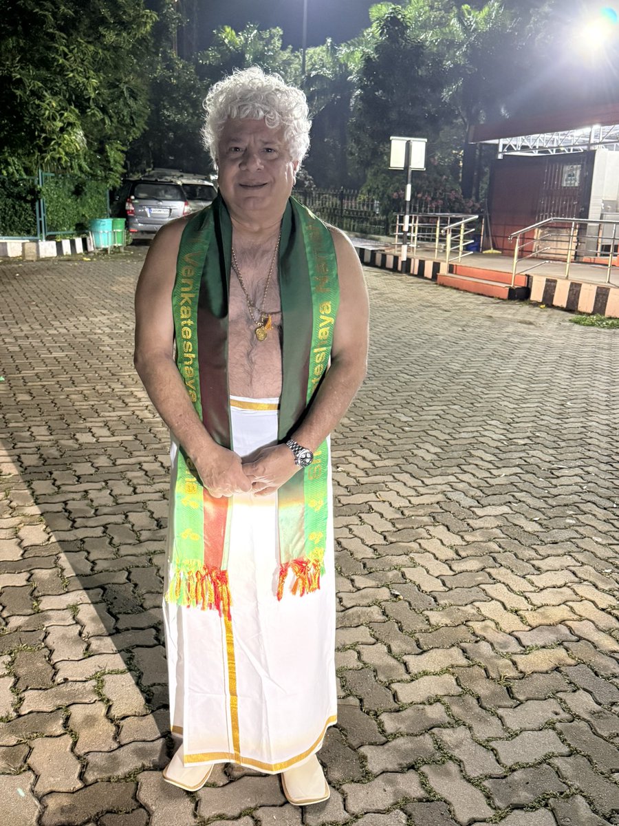 Suhelseth's tweet photo. Had the most unimaginably divine Darshan of Balaji…the Suprabhatam…magical and blessed… Jai Balaji… https://t.co/5TmGVrwgaP