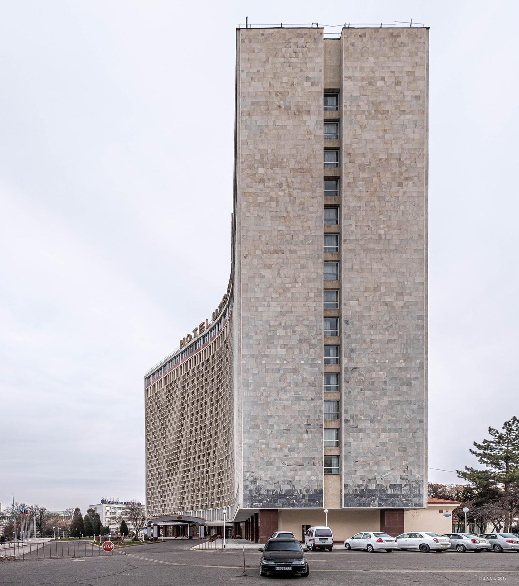 SocModernism's tweet image. Hotel Uzbekistan,
Uzbekistan, Tashkent,
built in 1974.
Architect: Ilya Merport, L. Yershova, V. Rashchupkin.
(c) BACU 2019
Photo by Dumitru RUSU
#socialistmodernism #socmod #brutgroup #socheritage #architecture #architecturephotography