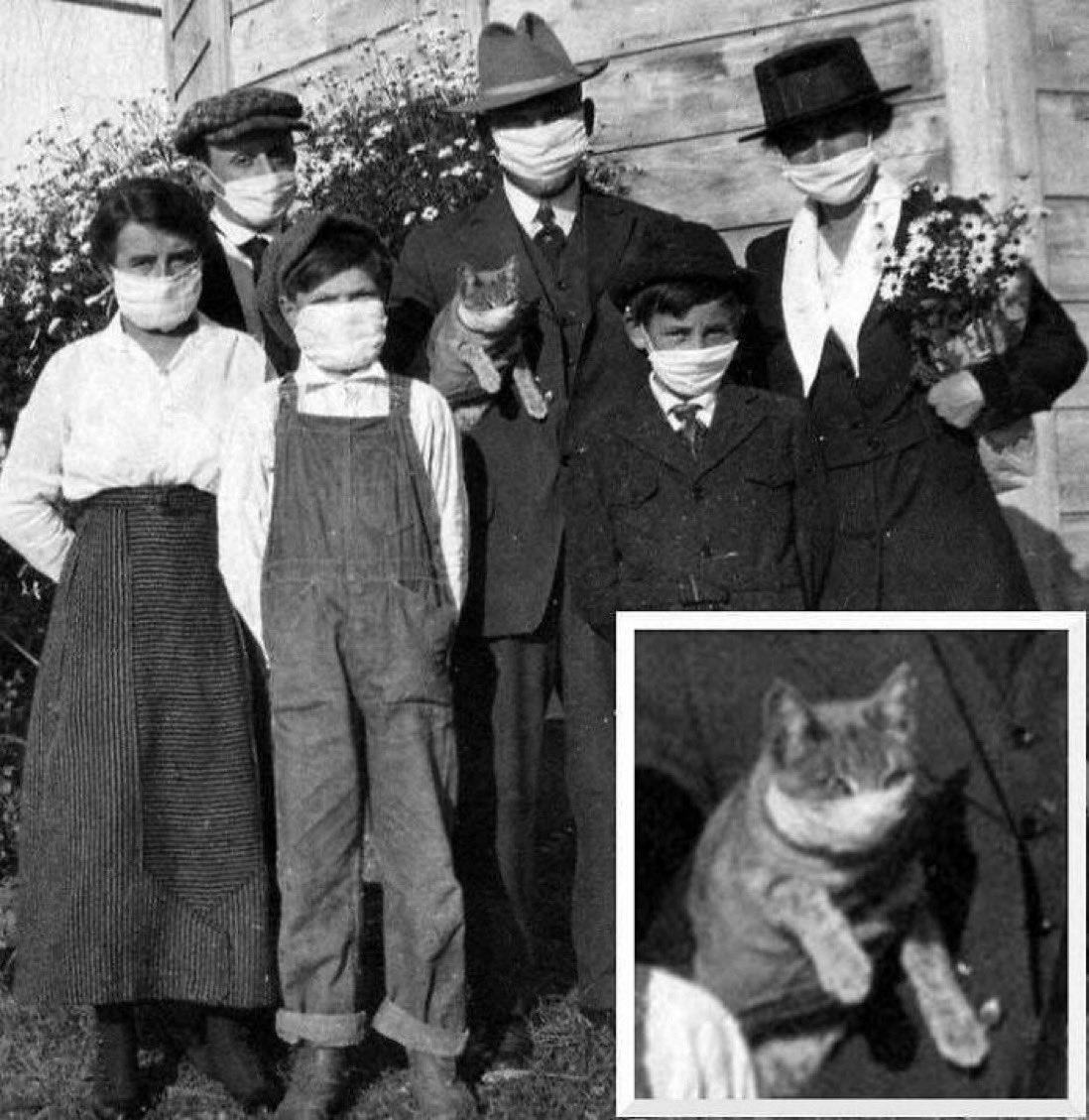 16. Spanish flu, 1918. Family portrait