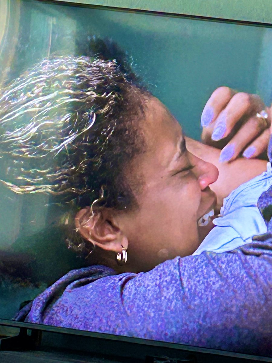 zanaduxx tweet media