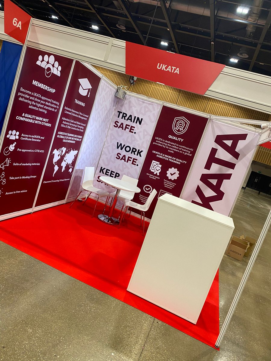Arrived in Milton Keynes ✅ stand built ✅ ready for the show in the morning ✅ see at #RCIShow tomorrow. Don't miss your free tickets here 🎫 ukata.org.uk/news/rci-show-…