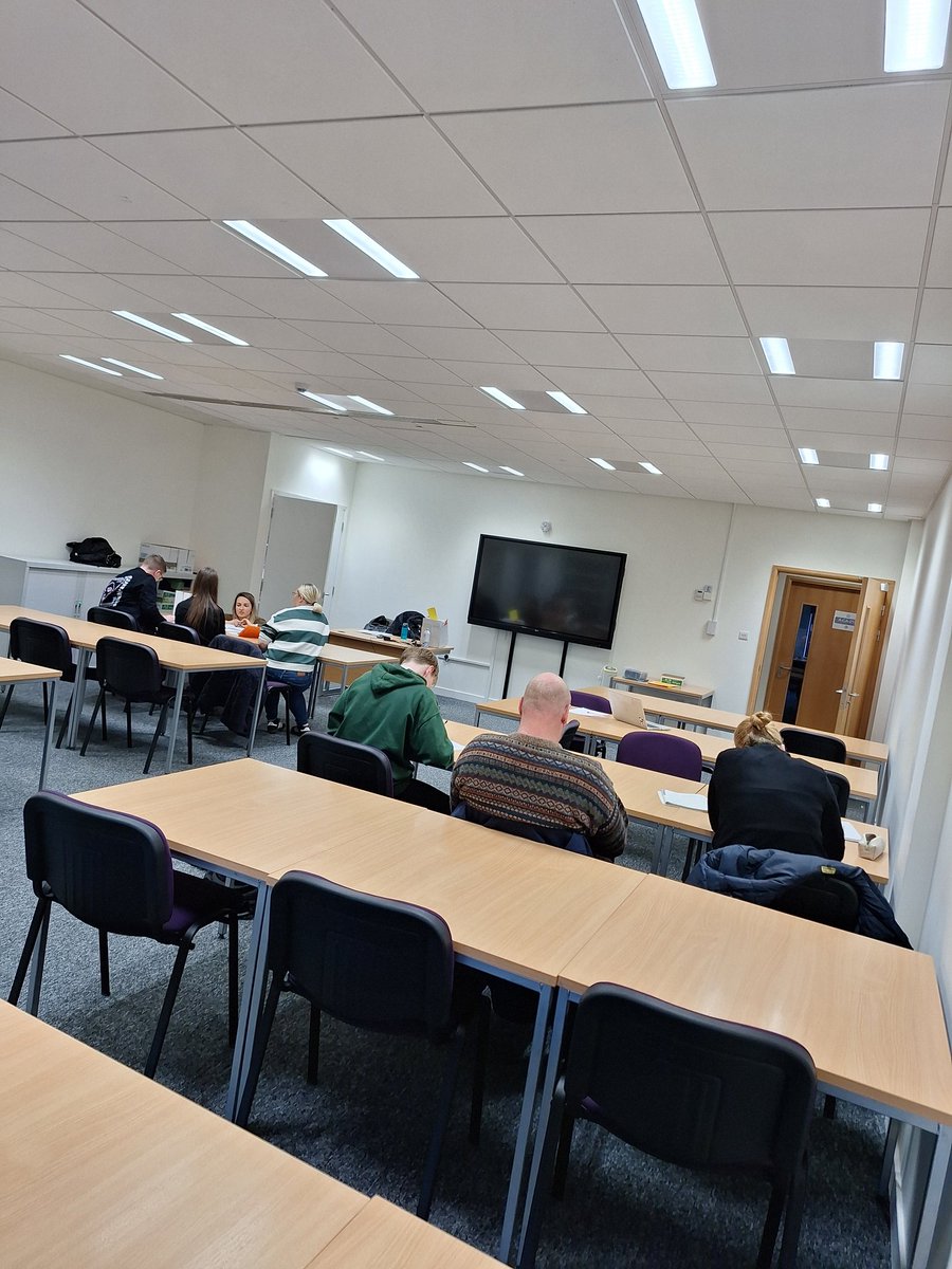 Multiply Angus tweet media