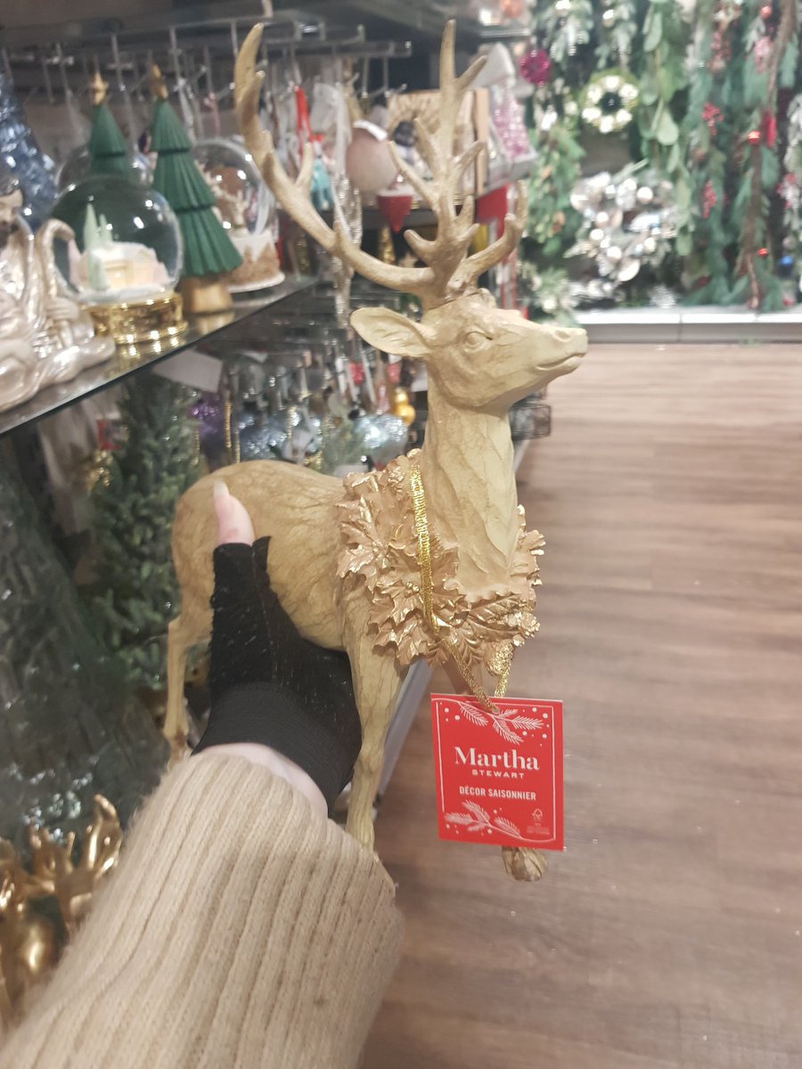 goth_chick33's tweet photo. @HomesenseHelp Hi- I popped in store last night &amp; I saw this gorgeous Reindeer figure from the Martha Stewart range, but I couldn't find a price anywhere? The assistants in store were all busy &amp; I was in a rush so couldn't ask then, but can you please tell me the cost? Thanks! https://t.co/k4EG2MqUtH