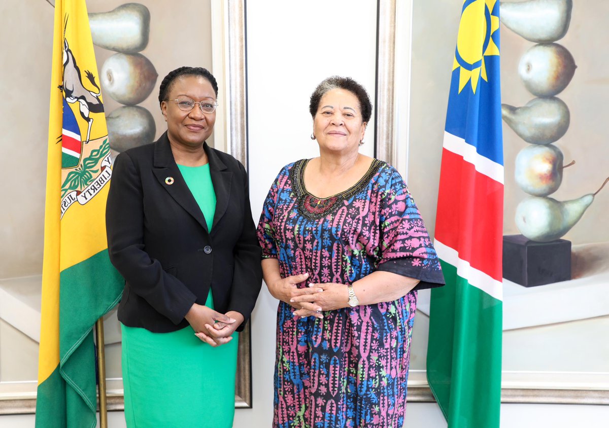 The <a href="/UNFPA_ESARO/">UNFPA East and Southern Africa</a> RD, <a href="/LZigomo/">Lydia Zigomo</a>, met with the First Lady of Namibia, H.E. Sustjie Mbumba, today. Zigomo praised Nam for completing its census despite #Covid19 challenges &amp; stressed importance of releasing thematic reports to guide policy &amp; decision-making on key population issues.