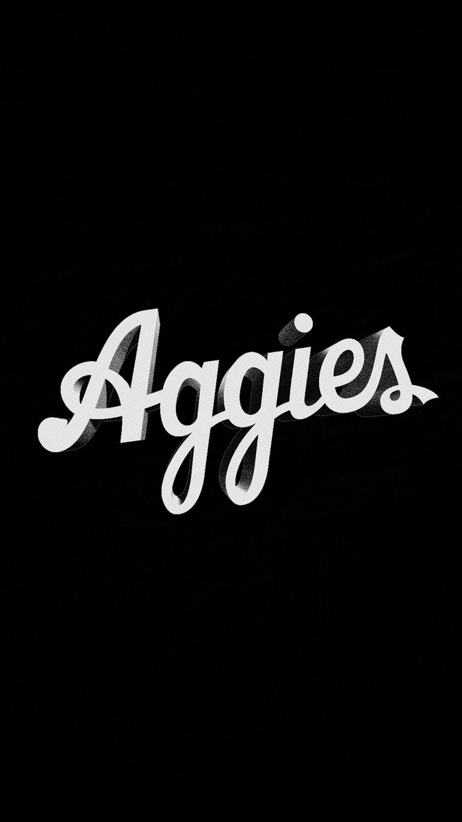AggieFootball's tweet photo. Don't forget to put your phone on dark mode too 📲⚫️

#GigEm https://t.co/OCPl0nB9TW