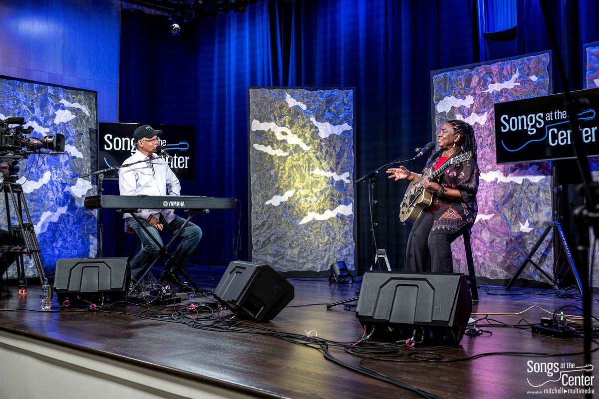 Songs at the Center tweet media
