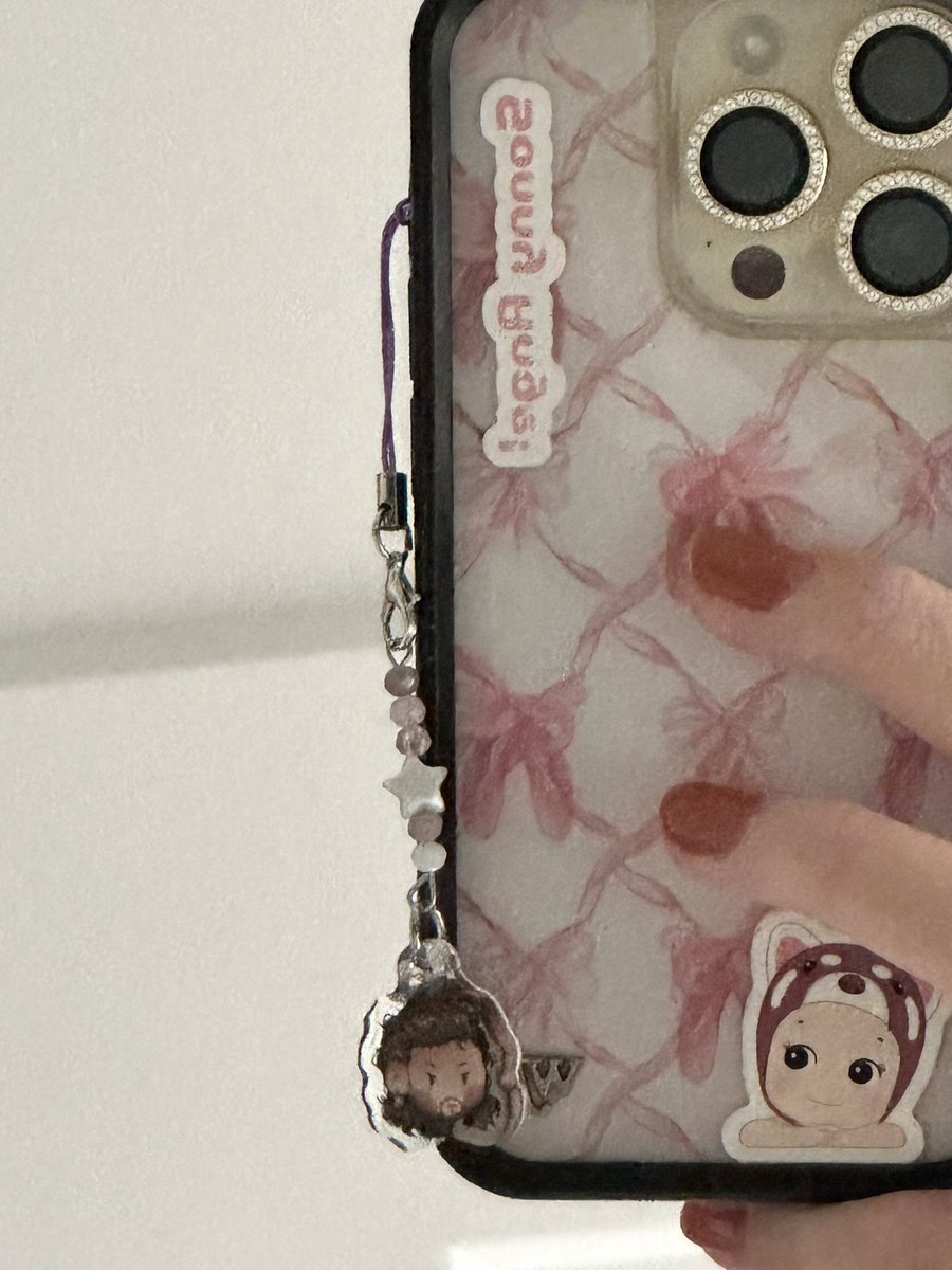 mads ✧˚ · . tweet media