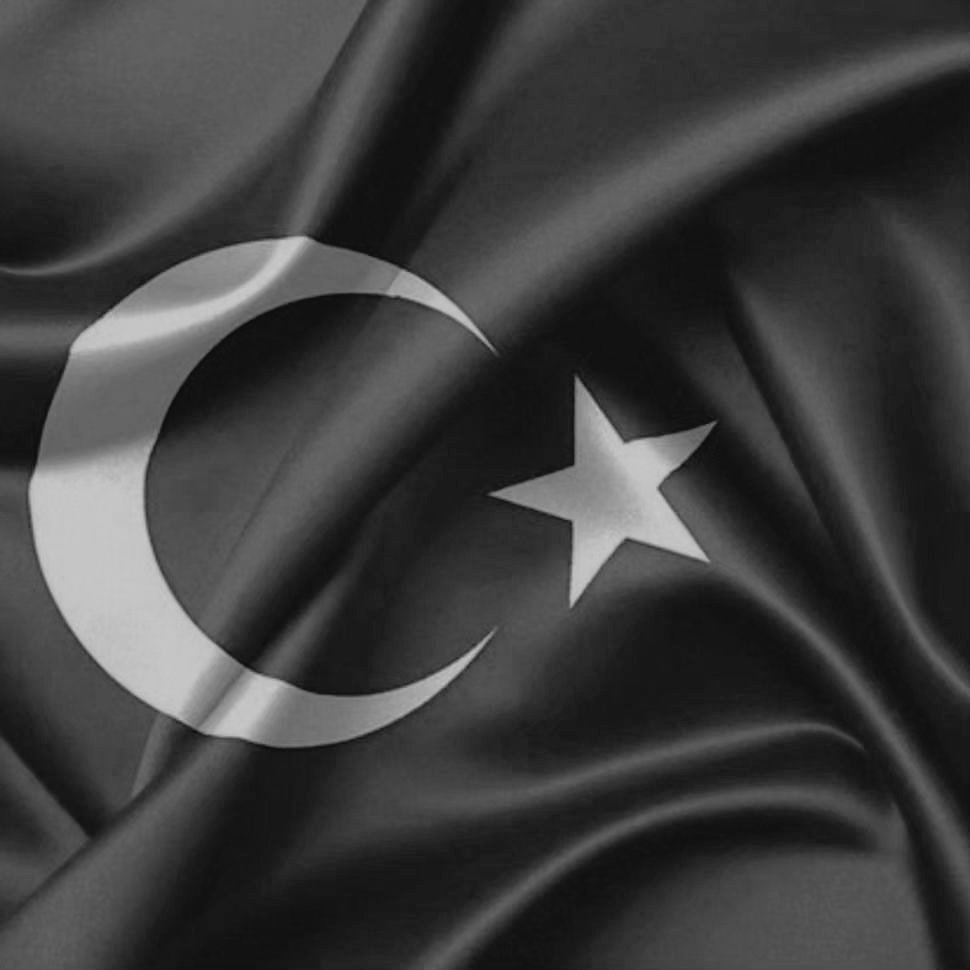 14mtd's tweet photo. Ankara Kahramankazandaki TUSAŞ tesislerine yapılan terör saldırısını şiddetle kınıyor, yaralılarımıza acil şifa, şehitlerimize rahmet, yakınlarına baş sağlığı diliyoruz. https://t.co/VQ6TLIY0Up
