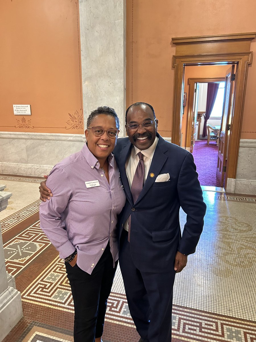 Thank you Senator <a href="/HearcelCraig/">Senator Hearcel F. Craig</a> for meeting with Alzheimer’s Advocate Deneen Day to discuss two critical pieces of legislation  
1.)  #HB397 Dementia Public Awareness
2.)  #HB24 Biomarker Access <a href="/ALZAdvocacyOH/">Alzheimer's Advocacy Ohio</a>