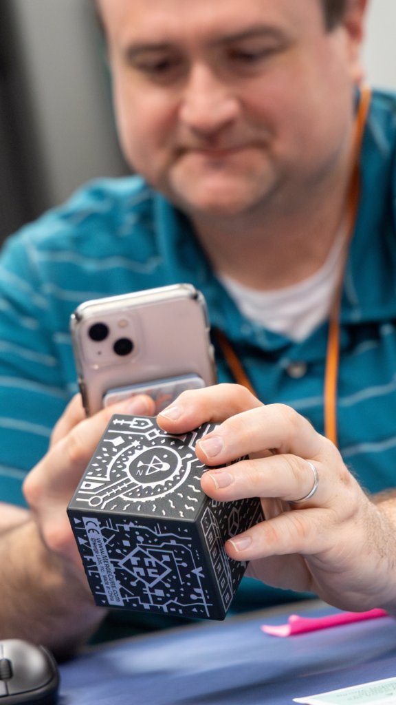 HumbleISD_PL's tweet image. @Humble_2ndScience helping to bring an out-of-this-world experience to the classroom with MetaCubes! 🚀 This interactive tool helps students explore everything from space to dissection in a unique way! #ExploreBeforeExplain