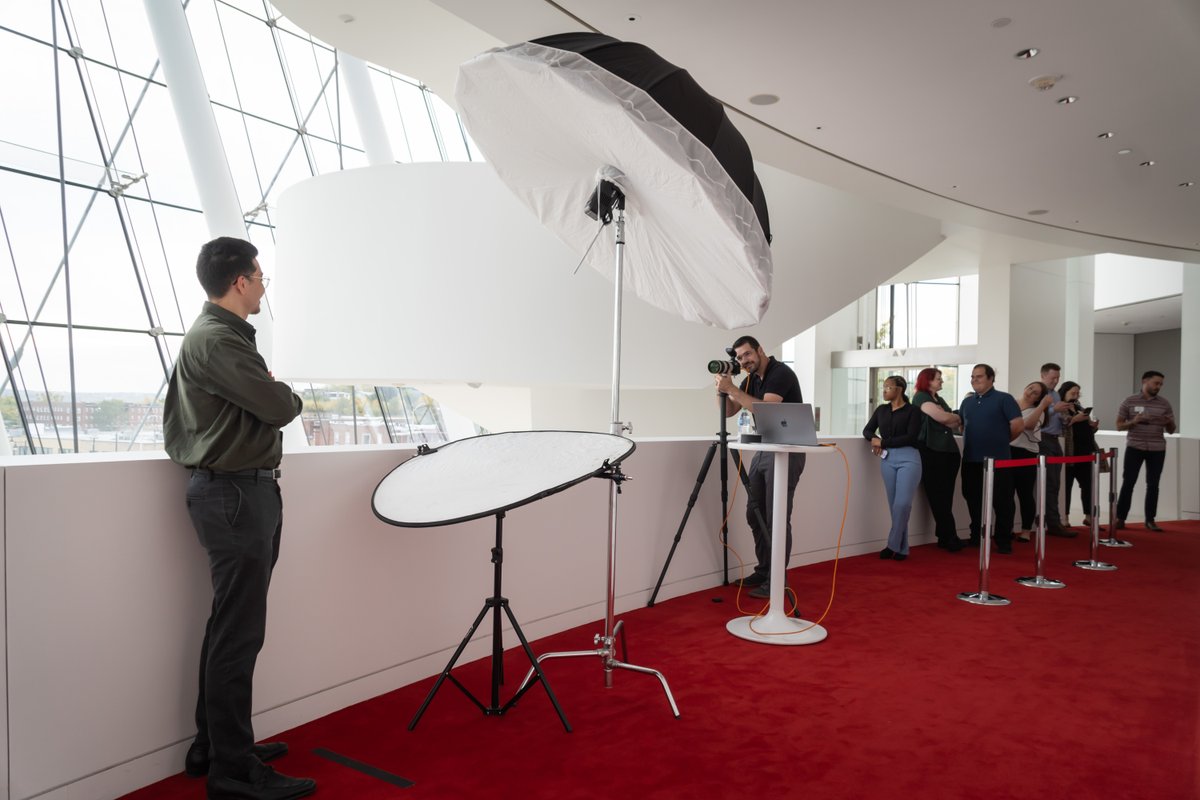 kauffmancenter's tweet photo. More than 100 people gathered for happy hour with the best view in Kansas City at the Kauffman Center. Attendees from Ensemble member companies enjoyed complimentary food, drinks, live music, tours of both performance halls and professional headshots.

📷 Don Ipock https://t.co/OHOZq67RbV