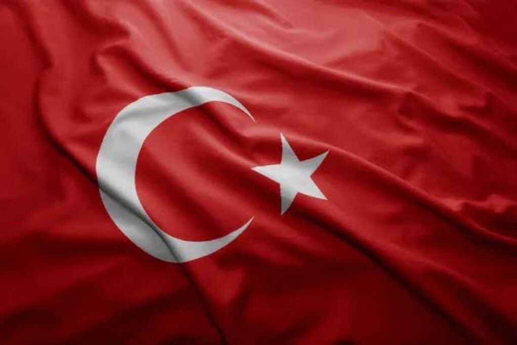 HalilVeteriner's tweet photo. Türk Havacılık ve Uzay Sanayii AŞ. (TUSAŞ) Ankara Kahramankazan tesislerine yönelik yapılan terör saldırısını kınıyor; şehitlerimize rahmet, yaralılarımıza acil şifalar diliyorum. 

Türk milleti olarak tarih boyunca teröre hiçbir zaman boyun eğmedik, eğmeyeceğiz! 🇹🇷🇹🇷🇹🇷 https://t.co/uKuP8wUVzR