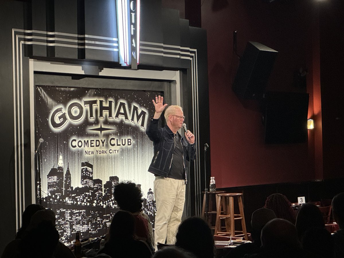 ManhattanComedy's tweet image. Jim Gaffigan introduces Jerry Seinfeld on Gotham Comedy Club's new talent show. 

A Manhattan Comedy School student the next act after these two legends &amp;amp; she held her own 

#comedy #nyccomedy #nycstandup