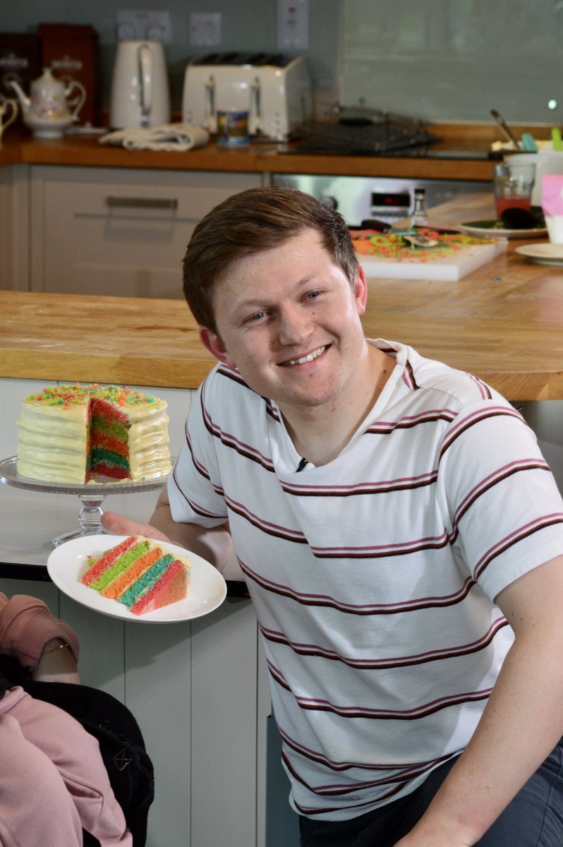 alexanderdevine's tweet image. A huge thank you to former Great British Bake Off finalist, Josh Smalley, who was put through his paces in the kitchen by our own Star Baker, Habibah!

alexanderdevine.org/2024/10/great-…

#TeamDevine #GreatBritishNakeOff #GBBO #Baking #RainbowCake