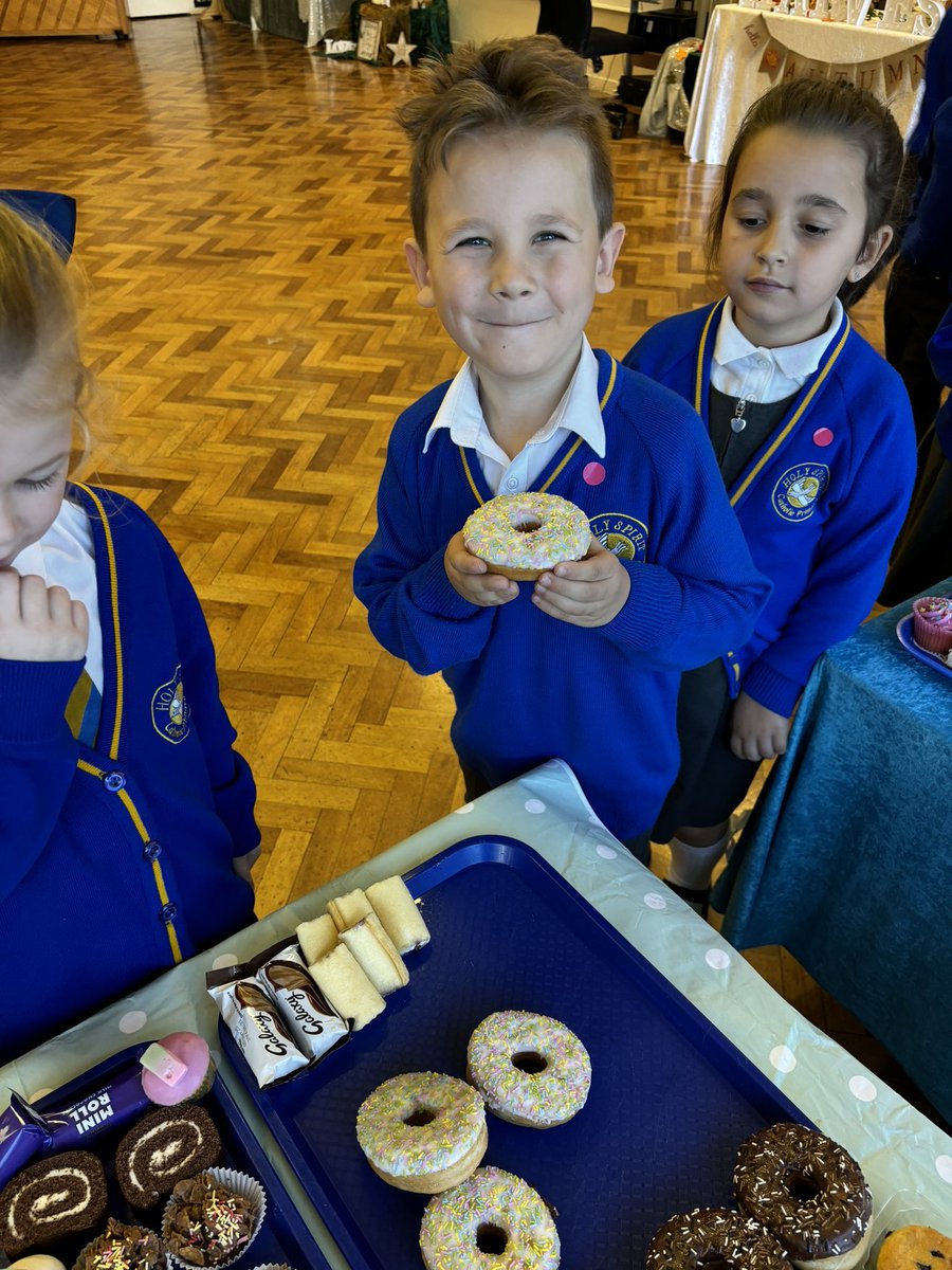 HolySpiritWA9's tweet photo. Thank you to everyone who donated and bought a cake at our cake sale. We raised £200 for @ZoesPlaceLiv  #cakesale #caringiseverything https://t.co/tnJGegbGIk
