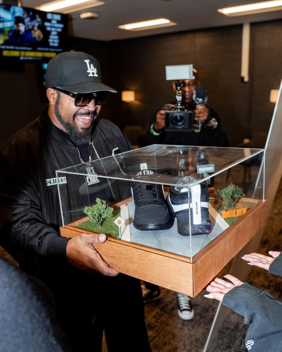 Nice Kicks tweet media