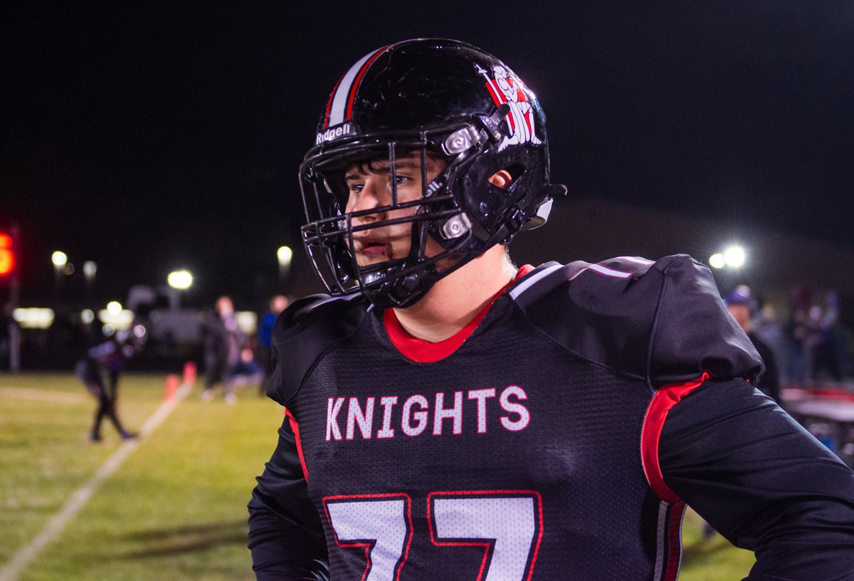 BishopLuersFB's tweet photo. Tournament ready.
#KnightFaces | #LuersSpirit https://t.co/G3zycsr46l