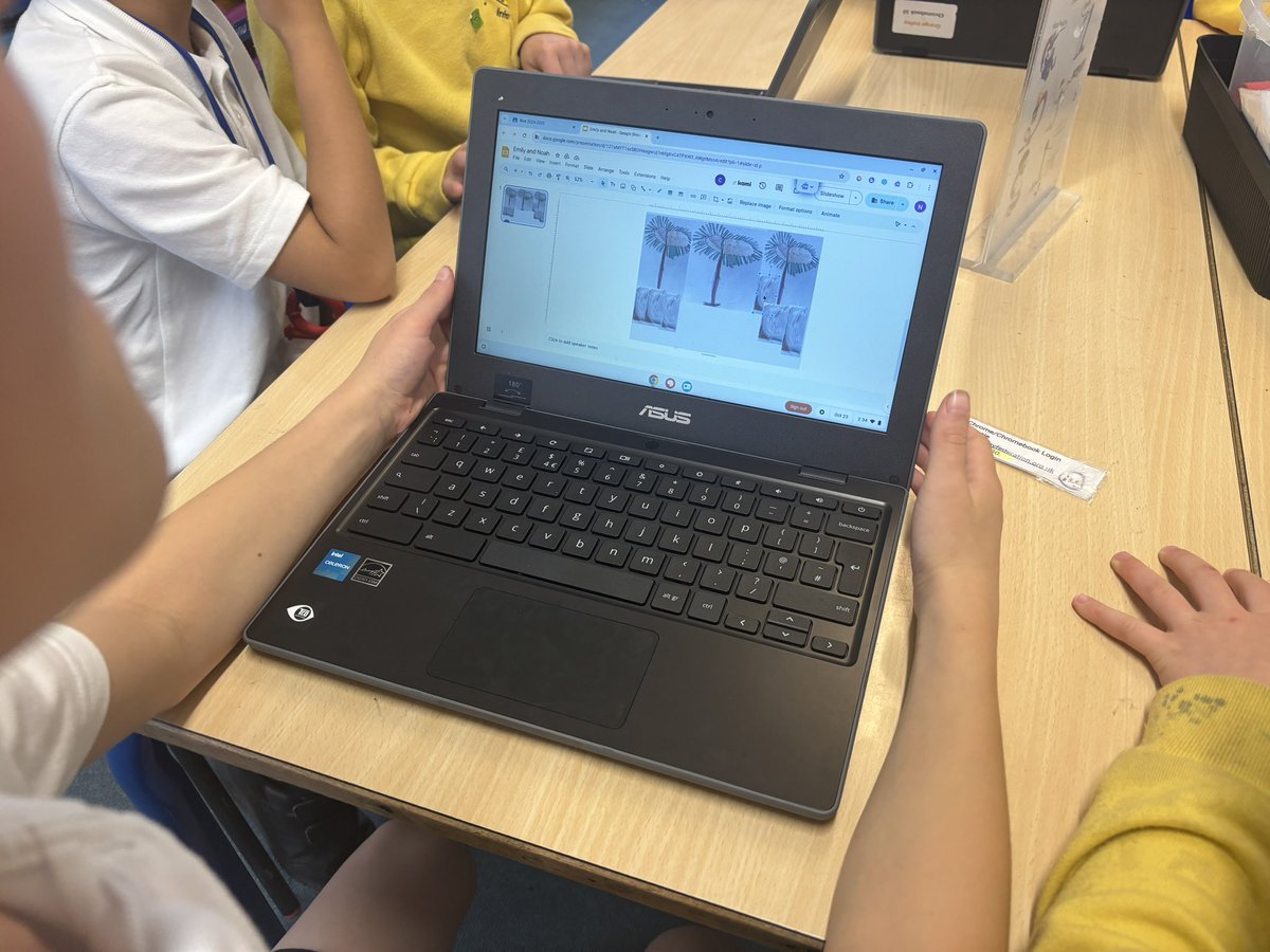 Bluebpef's tweet photo. We used Chromebook’s to work in pairs arranging, duplicating and editing our nature drawings! Next step multiply and print the wallpaper! https://t.co/VUlIuB0UDT