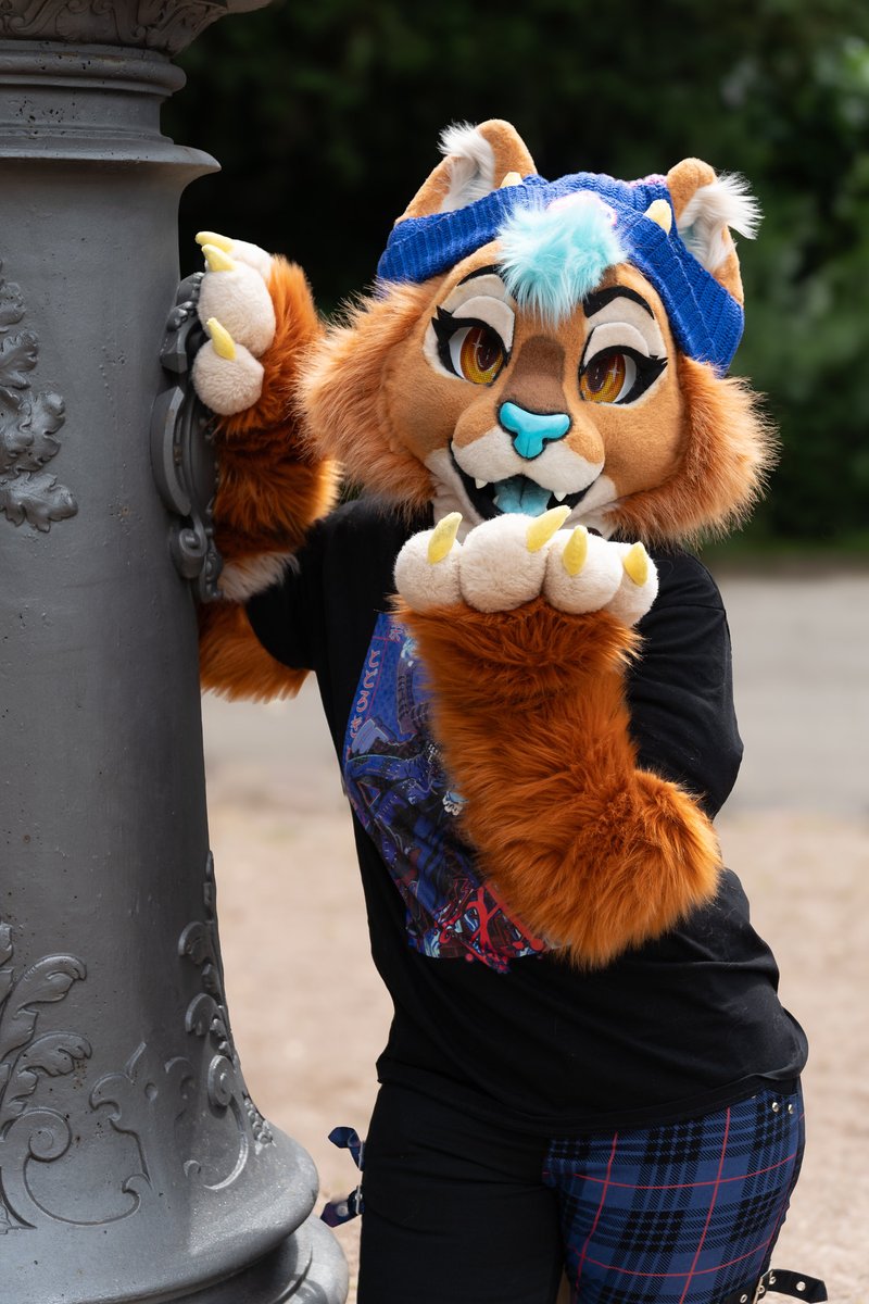 Lilith_Fireglut's tweet photo. @LunariFox You called? https://t.co/SBhPA1kE6c